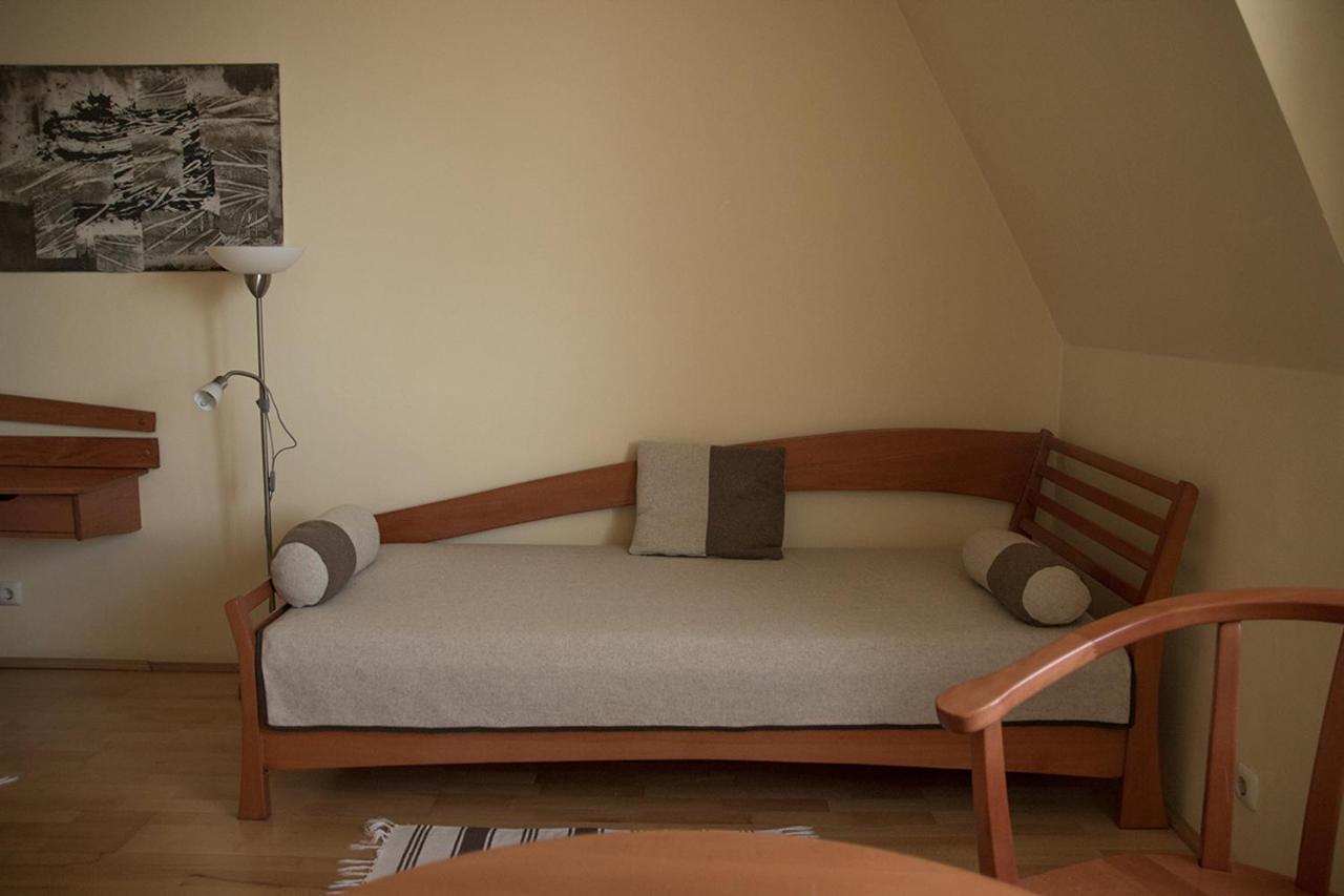 The Zen Hotel - Posticum Oradea Exterior photo