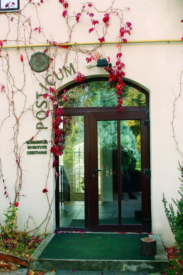 The Zen Hotel - Posticum Oradea Exterior photo