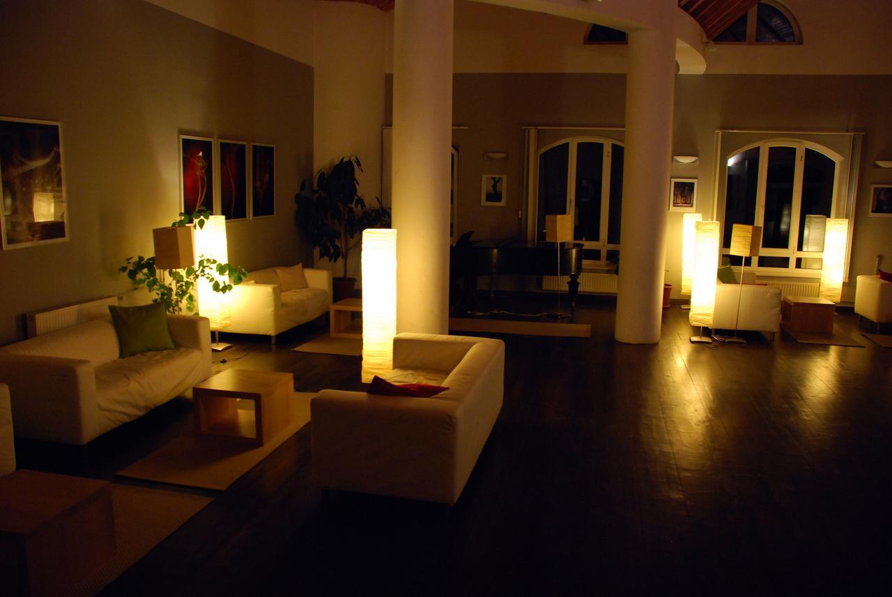 The Zen Hotel - Posticum Oradea Exterior photo