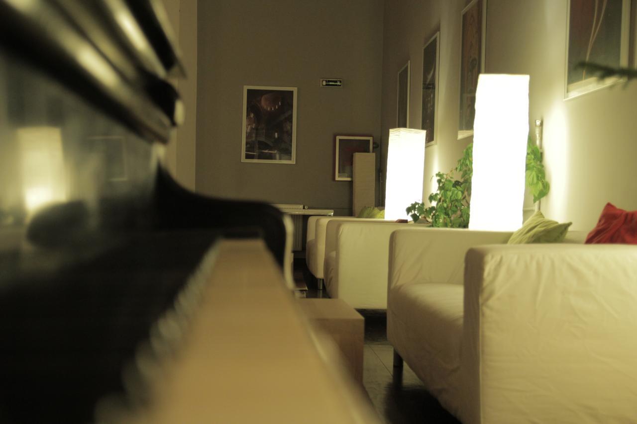 The Zen Hotel - Posticum Oradea Exterior photo